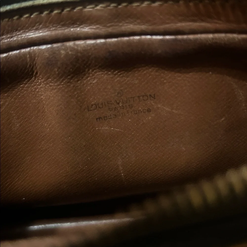 Louis Vuitton Pochette Marly Bandoulier LV Monogram Canvas Wristlet Clutch 1991